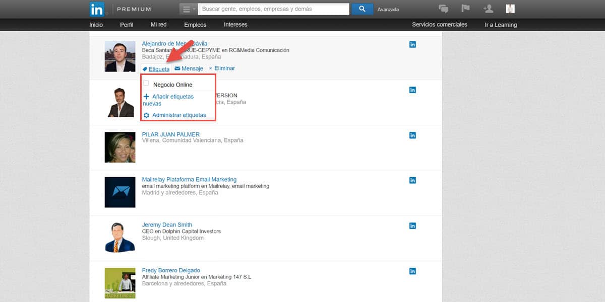 guia como mejorar perfil linkedin añadir etiquetas contactos