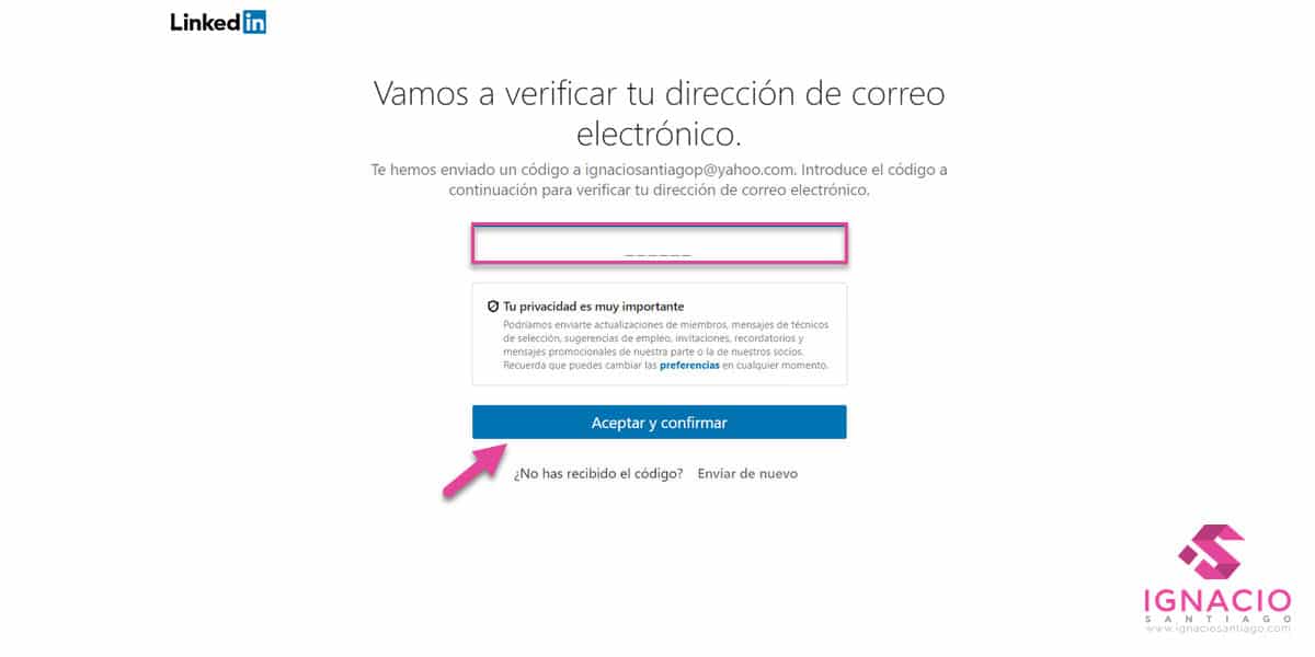 como crear cuenta profesional linkedin español verificar correo electronico