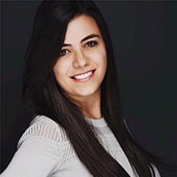 16:00 h: Ivette Chalela